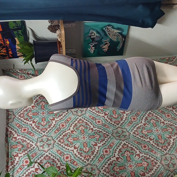 Guess Striped Sequin Tank Top, Size M - Picture 3 of 11